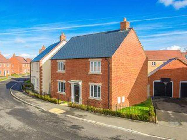 House for sale in Kettering, North Northamptonshire