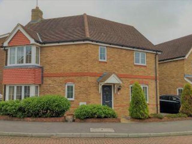 House for sale in Perryfields, West Sussex