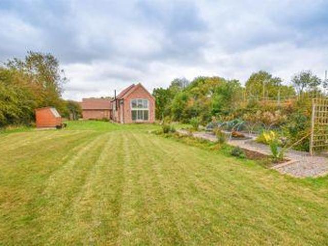 House for sale in Elmfield, Leicestershire