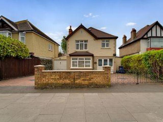 House for sale in Northolt, Greater London