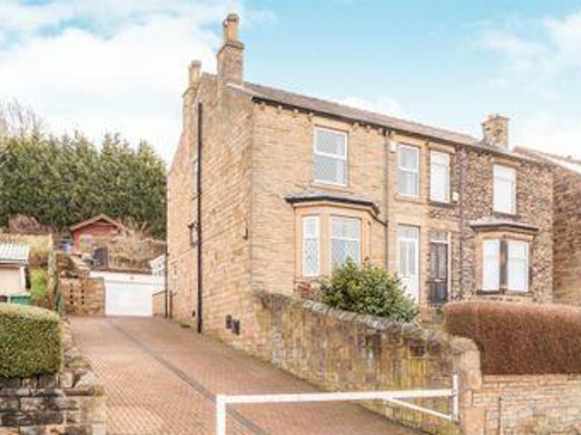House for sale in Dewsbury, West Yorkshire