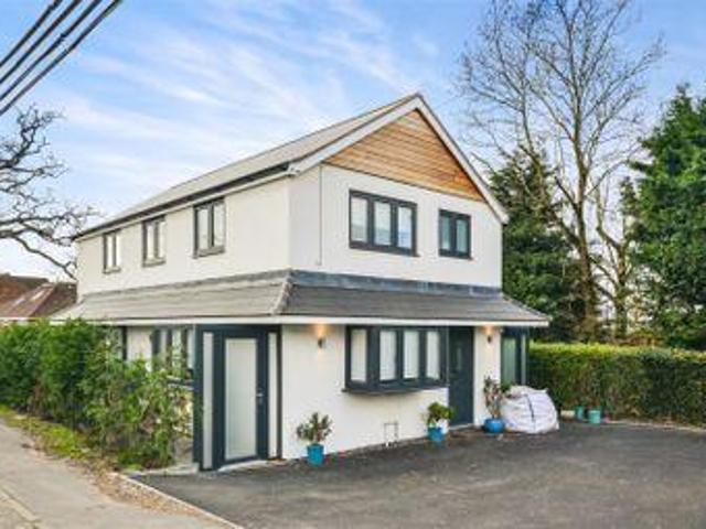 House for sale in Green Close, Warwickshire