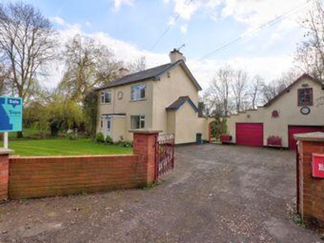 House for sale in Chorlton Lane, Cheshire