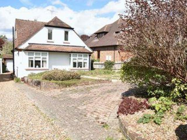 House for sale in Pachesham Park, Surrey