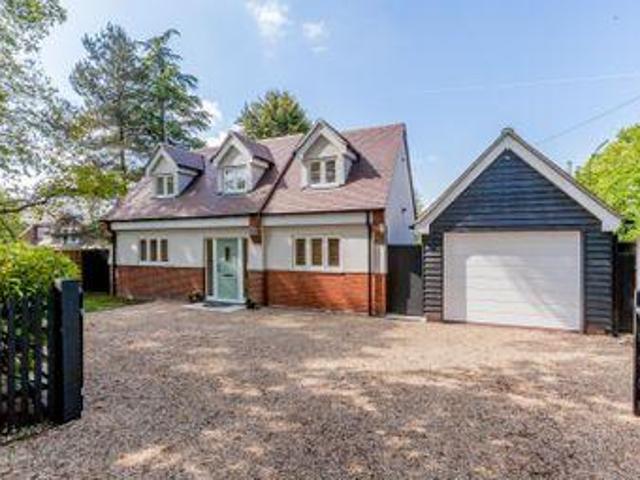 House for sale in Navestock Side, Essex