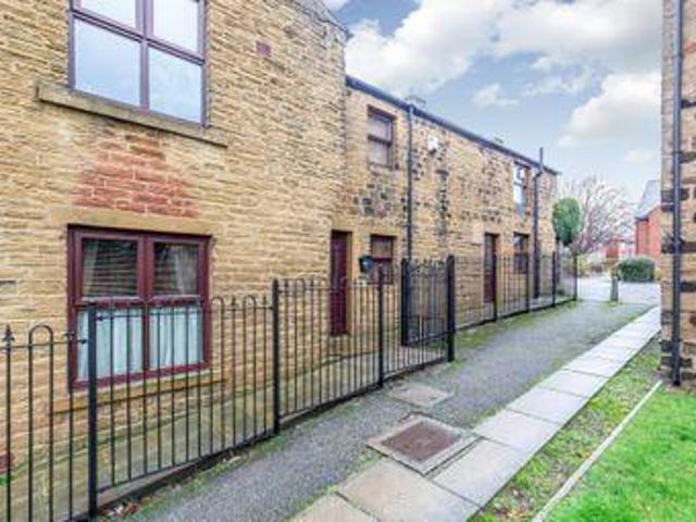 House for sale in Pudsey, West Yorkshire