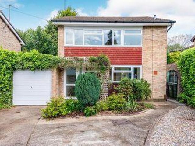 House for sale in Pachesham Park, Surrey