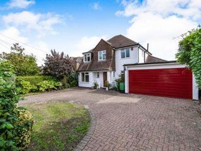 House for sale in Pachesham Park, Surrey
