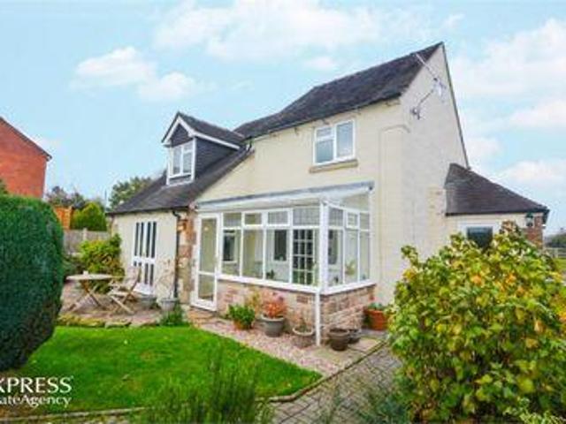 House for sale in Stoke-on-Trent, England