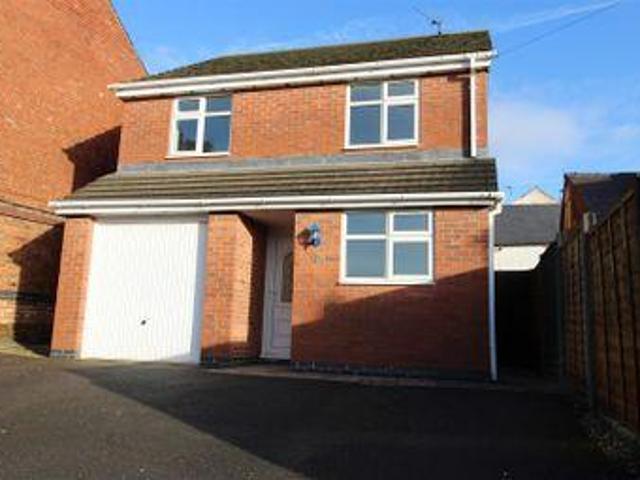 House for sale in Ibstock, Leicestershire