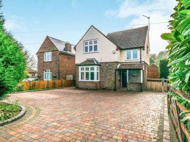 House for sale in Red Hill, Surrey