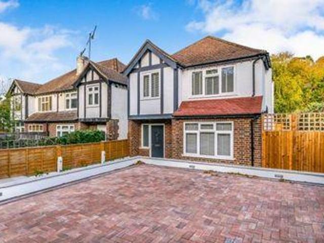 House for sale in Hillview, Surrey