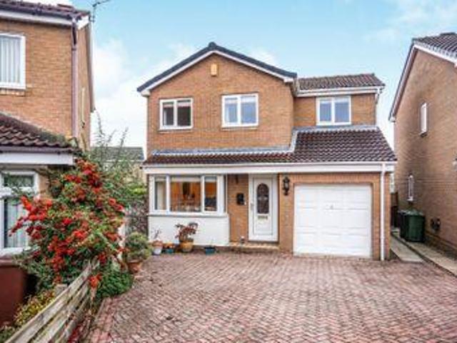 House for sale in Ossett, West Yorkshire