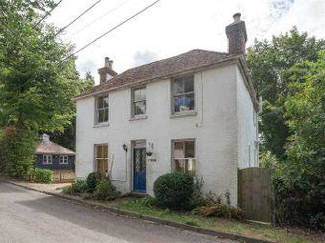 House for sale in Oad Street, Kent