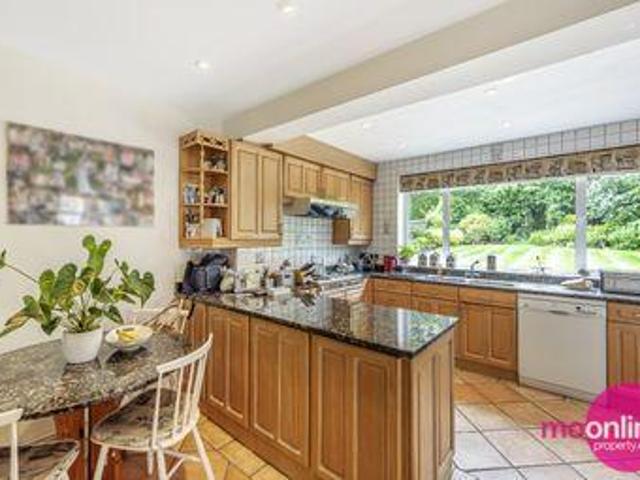 House for sale in Edgware, Greater London