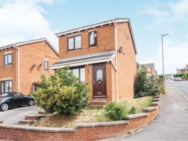 House for sale in Dewsbury, West Yorkshire