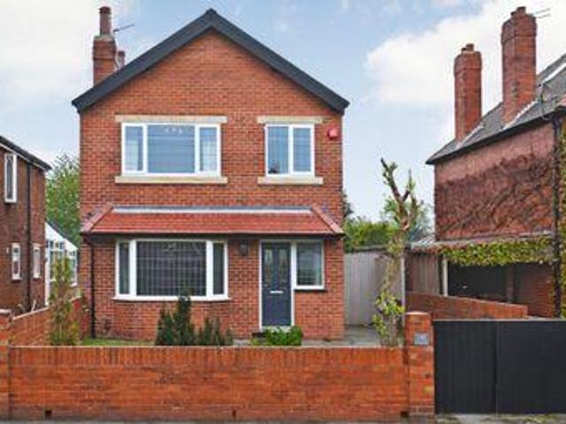 House for sale in Ossett, West Yorkshire