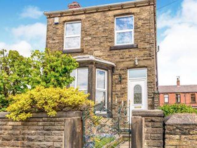 House for sale in Huddersfield, West Yorkshire