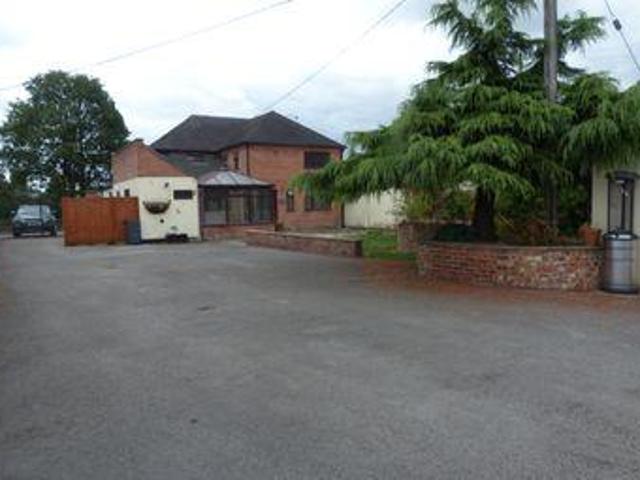 House for sale in Froggatt, East Midlands