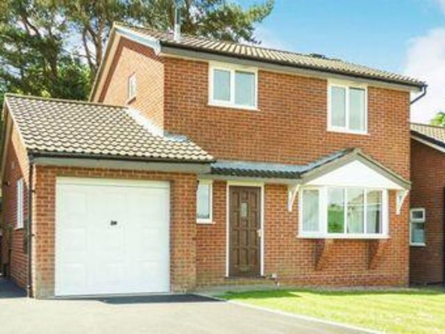 House for sale in Kingsley Moor, Staffordshire