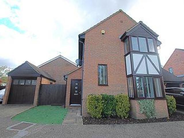 House for sale in Shefford, Bedfordshire