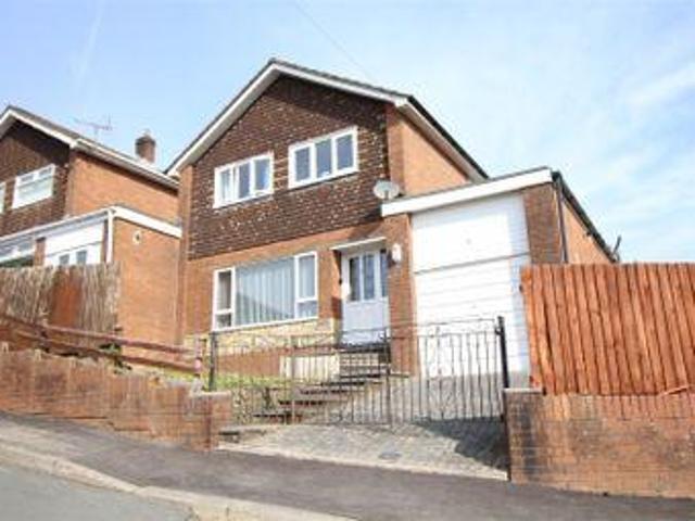 House for sale in Griffithstown, Wales