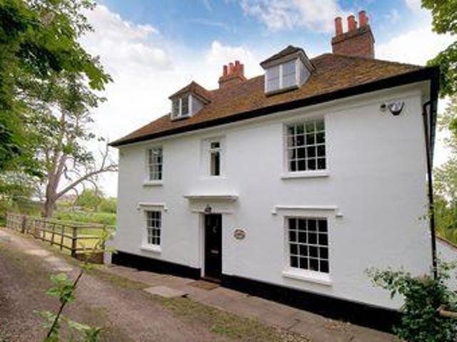 House for sale in Oad Street, Kent