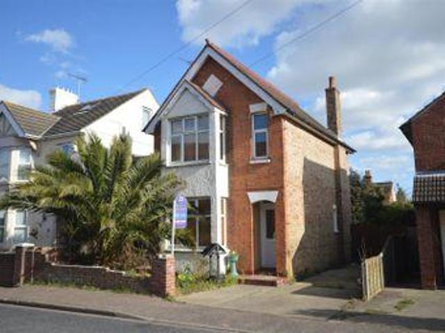House for sale in Dale Hill, Essex