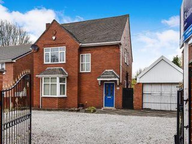 House for sale in Roby Mill, Lancashire