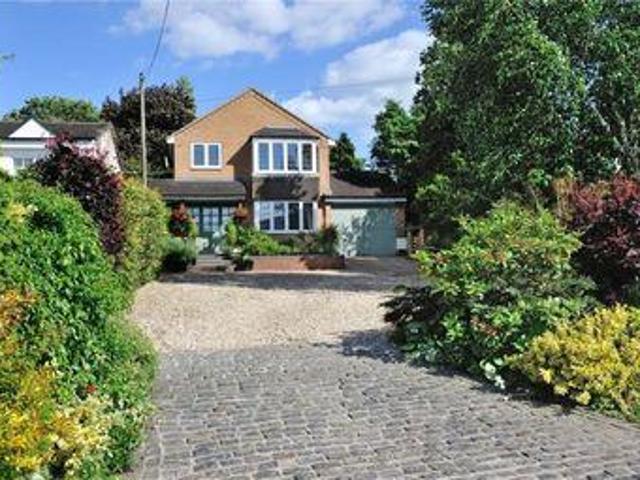 House for sale in Bromsgrove, Worcestershire