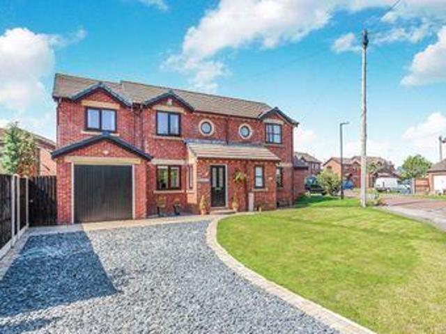 House for sale in Cabus, Lancashire