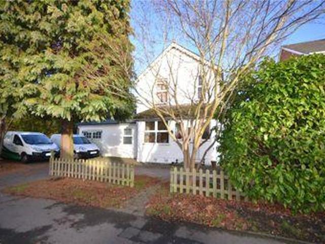 House for sale in Crowthorne
