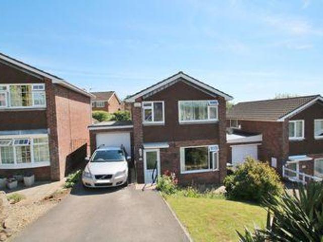 House for sale in Bromsberrow Heath, Gloucestershire