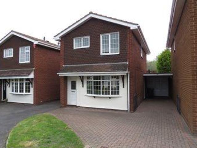 House for sale in Kingswinford, West Midlands
