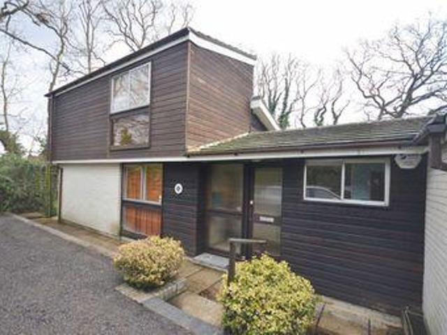 House for sale in Farnham, Waverley