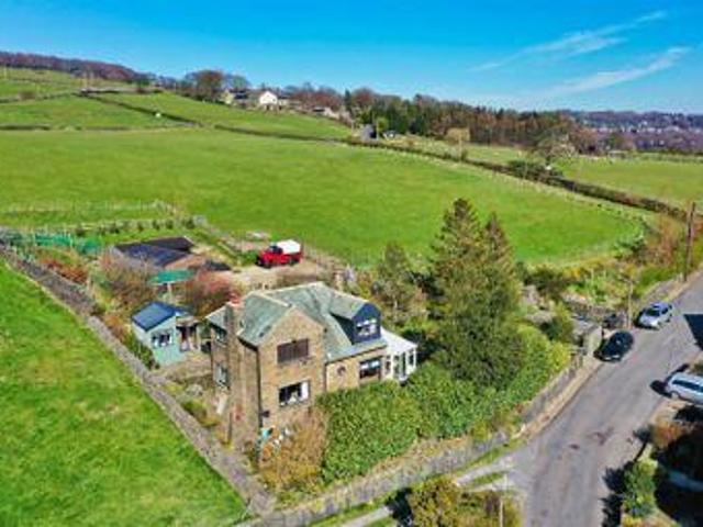 House for sale in Sowerby Bridge