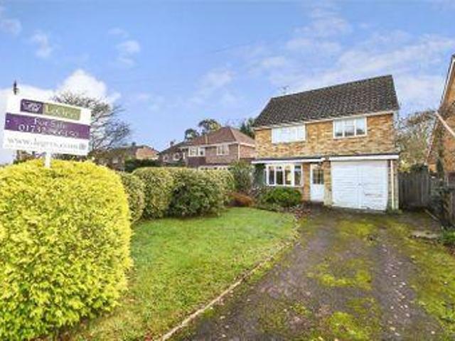 House for sale in The Butts, Kent