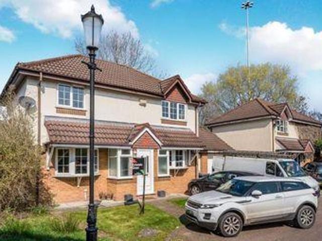 House for sale in Halton