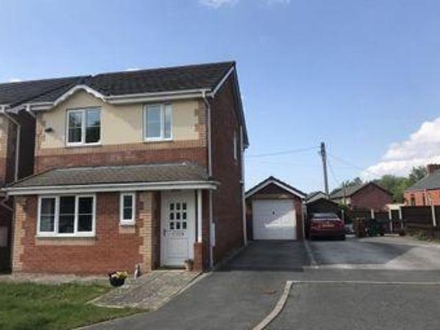 House for sale in Bagillt, Wales