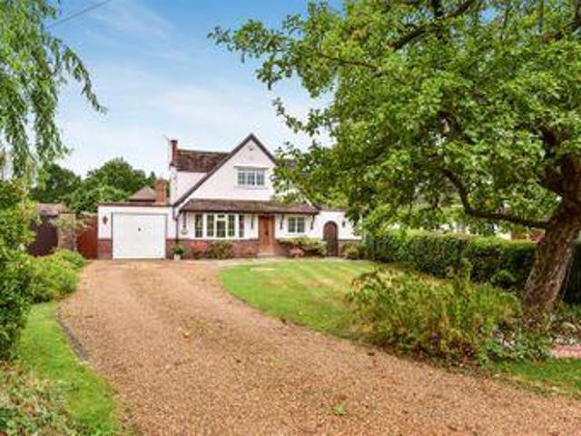House for sale in Pachesham Park, Surrey