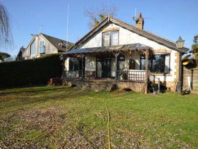 House for sale in Lower Halliford, Surrey