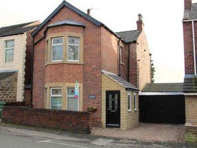 House for sale in Ossett, West Yorkshire