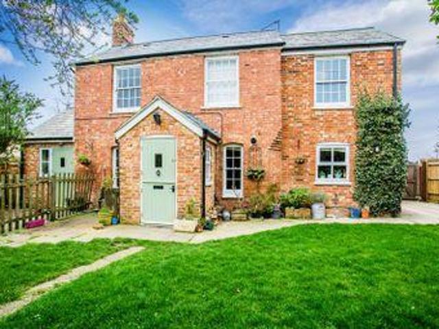 House for sale in Evershot, Oxfordshire