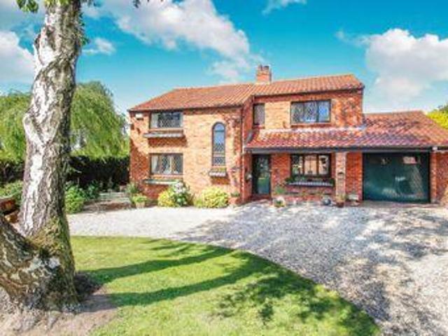 House for sale in Brigg, North Lincolnshire