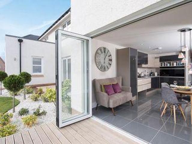 House for sale in Bishopton, Scotland