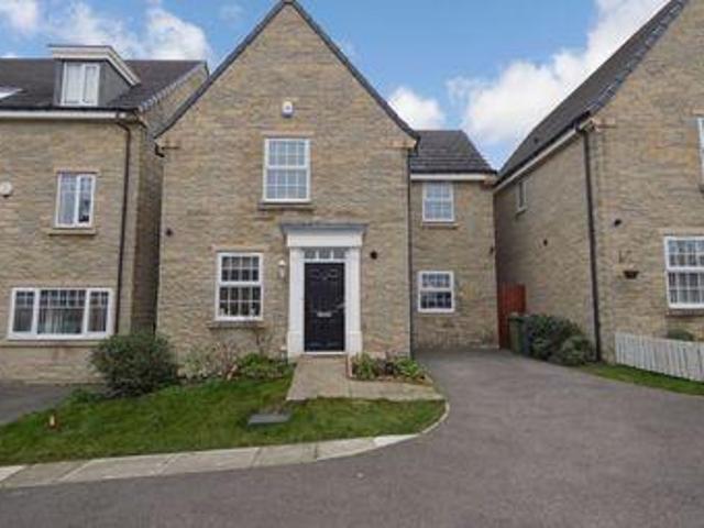 House for sale in Dewsbury, West Yorkshire