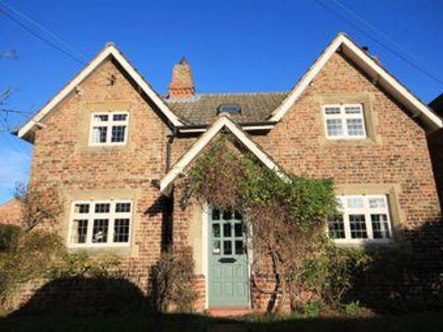 House for sale in Thirsk, North Yorkshire