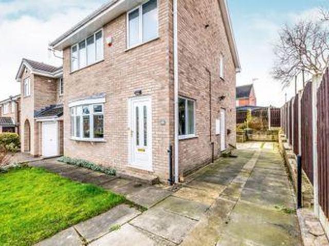 House for sale in Huddersfield, West Yorkshire