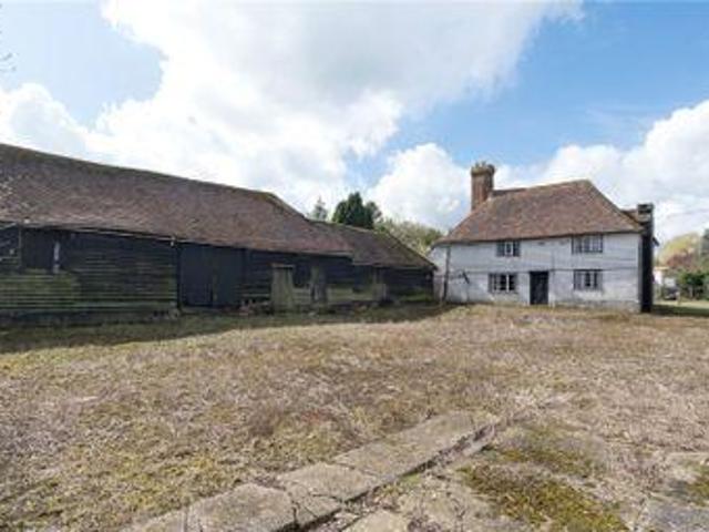 House for sale in Oad Street, Kent