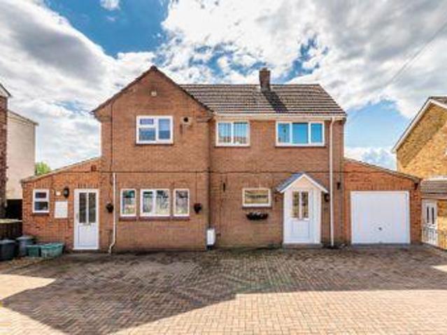 House for sale in Bromsberrow Heath, Gloucestershire